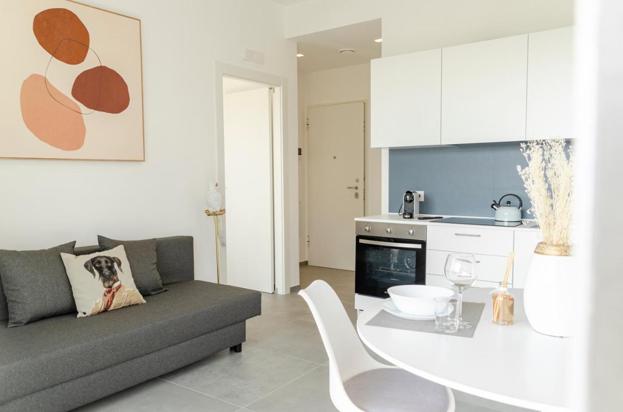 Apartmán Apulialux - Exclusive And Modern City View, Private Parking Bari Exteriér fotografie
